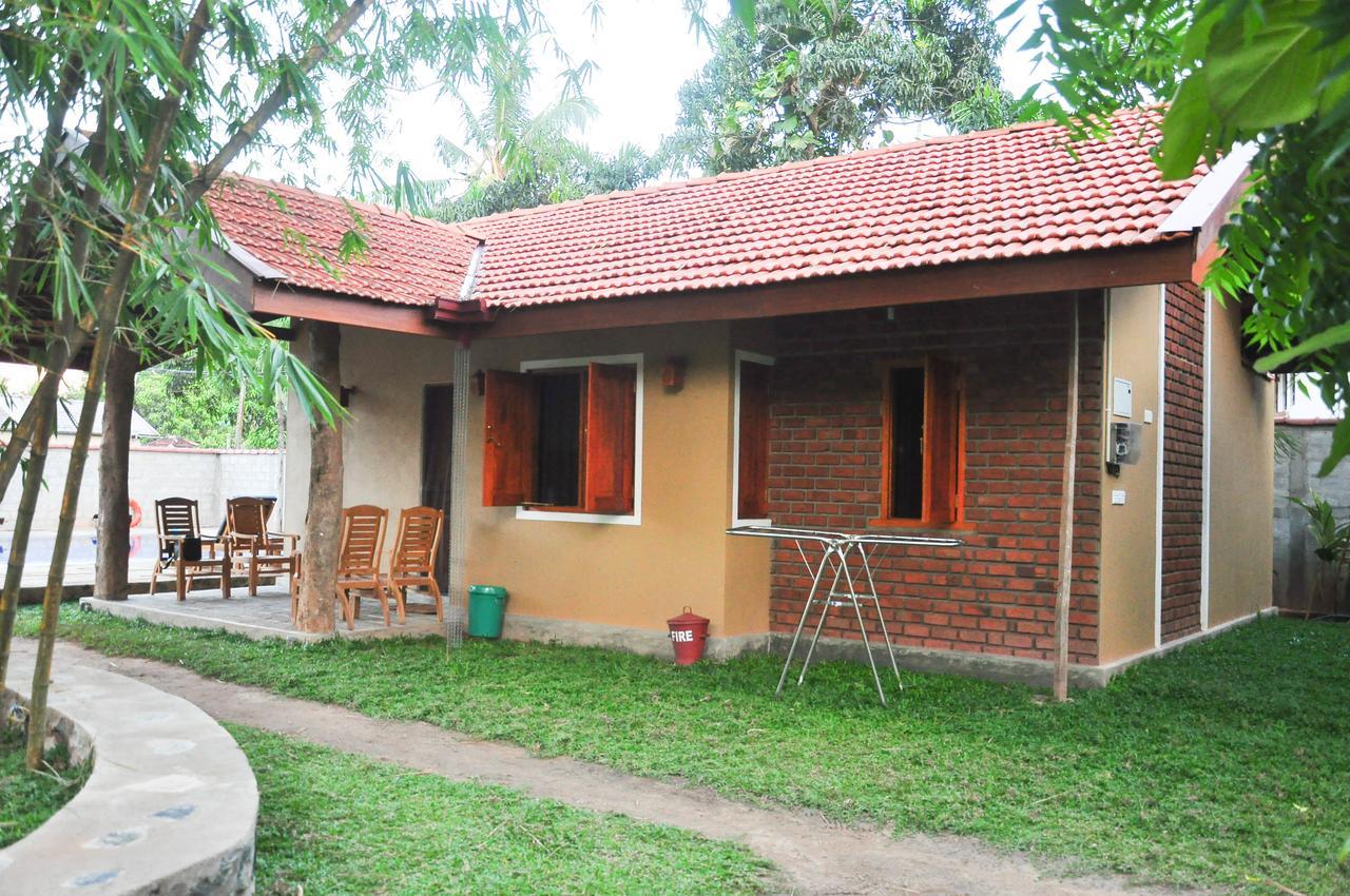 Villa Shade Negombo Exterior photo